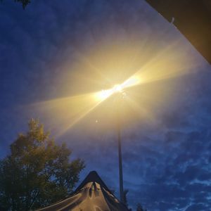 女人到达巅峰高清在线
